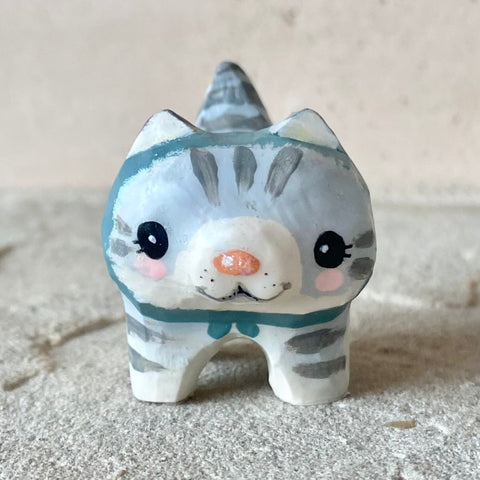 1.25” Cat with Blue Bonnet (Gray Stripe)