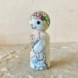 2.5” Cat Mama: Marshmallow