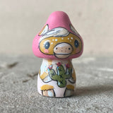 1.25” Pink Bonnet Pony