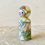 2.5” Mushroom Mama: Ochre