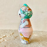 4” Cat Mama with Bonnet: Marshmallow